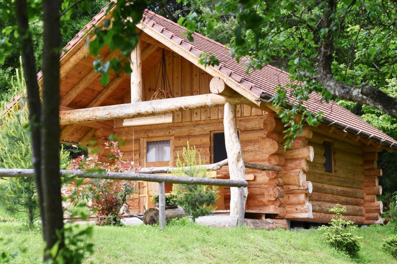 Hut At The Forest Male Brusnice Экстерьер фото